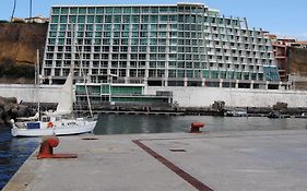 Hotel Angra Marina